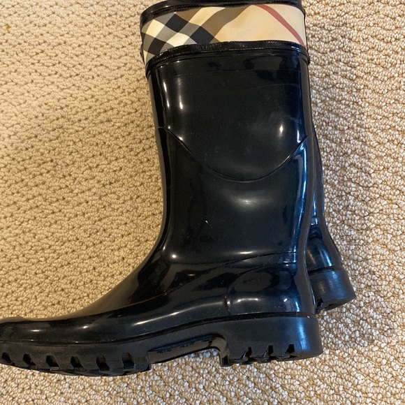 Burberry Rain boots - Picture 6 of 7